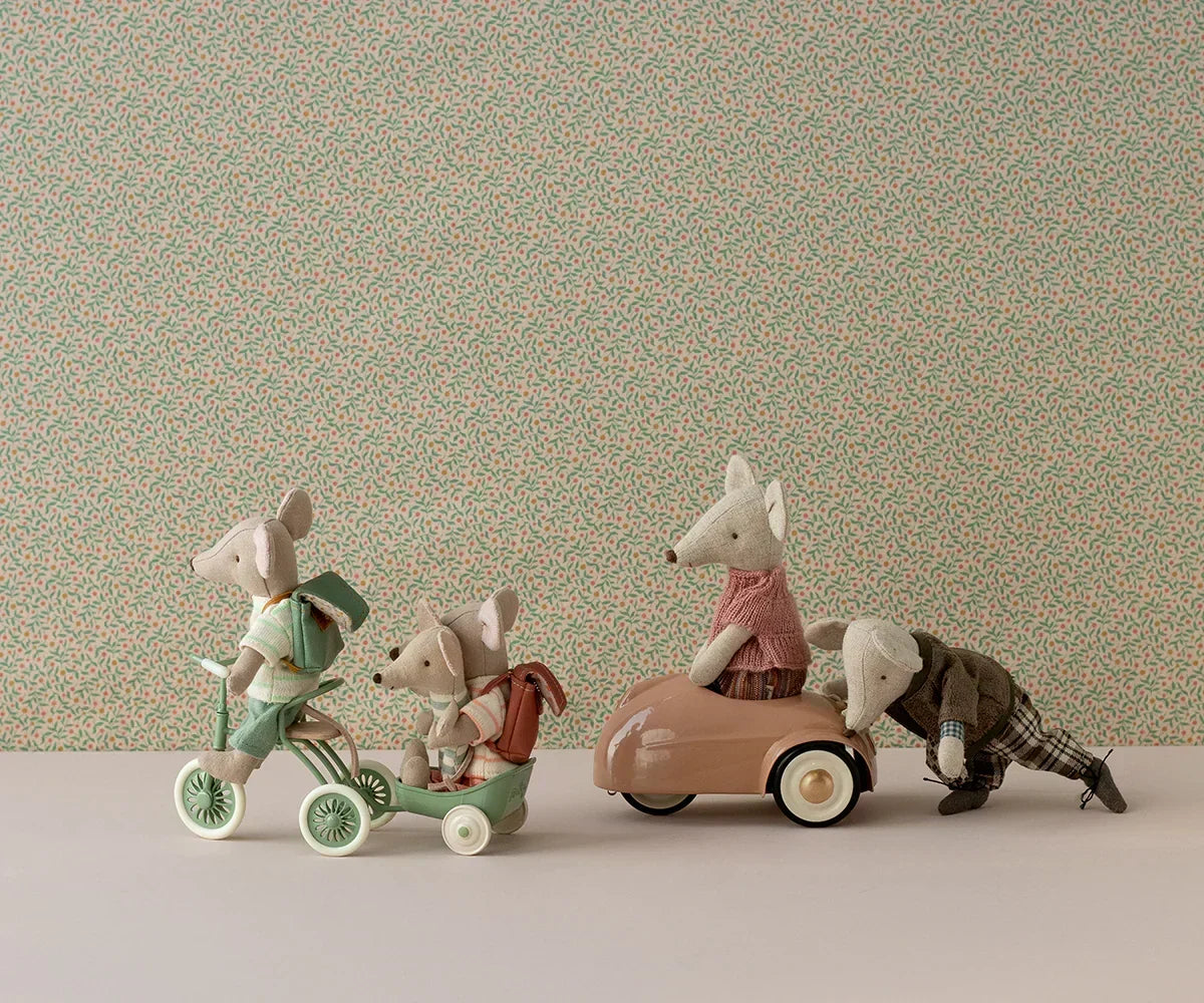 Maileg Car, Mouse - Dark Powder